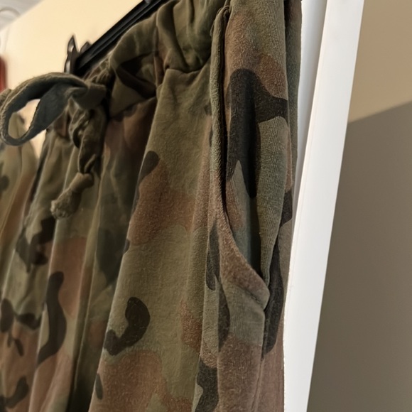 Camo jogger set - Picture 4 of 4